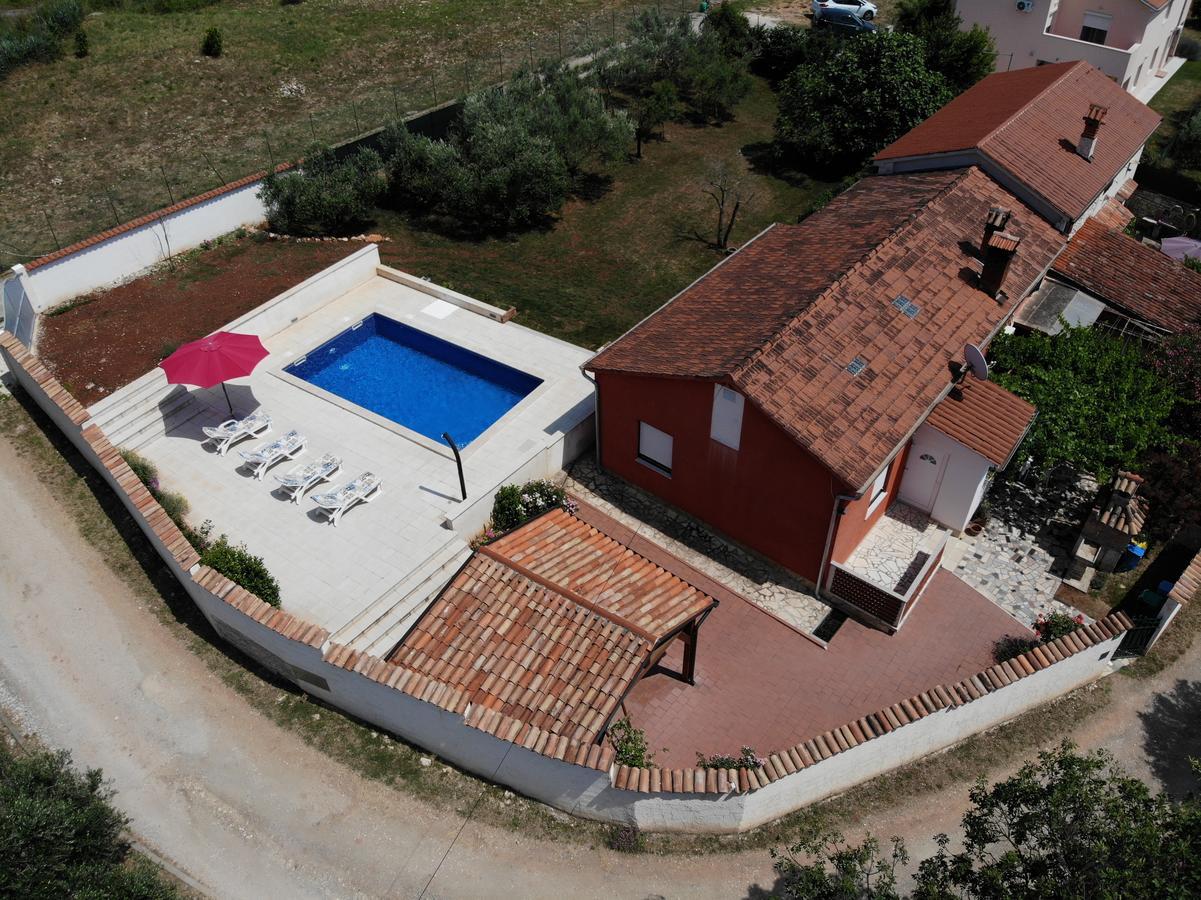Apartments Villa Sabina Pula Exterior photo
